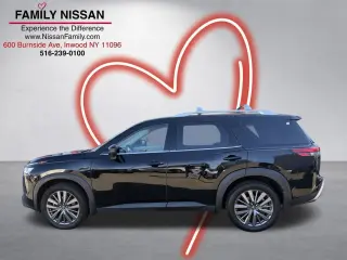 Nissan Pathfinder 2023 AWD SL 4dr SUV