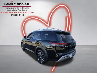 Nissan Pathfinder 2025 AWD SL 4dr SUV