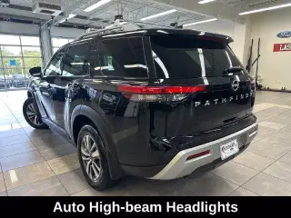 Nissan Pathfinder 2023 AWD SL 4dr SUV
