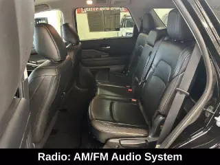 Nissan Pathfinder 2023 AWD SL 4dr SUV