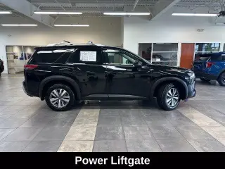 Nissan Pathfinder 2023 AWD SL 4dr SUV