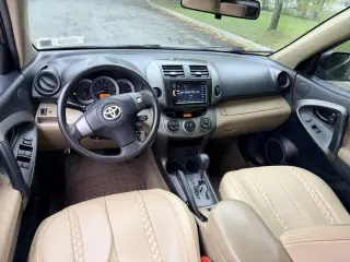 2011 Toyota RAV4 LE 4D SUV AWD