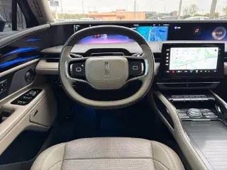 Lincoln Nautilus 2024 AWD Premiere 4dr SUV