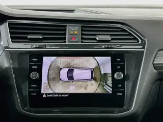 Volkswagen Tiguan 2023 AWD SEL R-Line 4Motion 4dr SUV