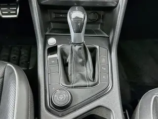 Volkswagen Tiguan 2023 AWD SEL R-Line 4Motion 4dr SUV