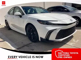 Toyota Camry 2026 SE 4dr Sedán