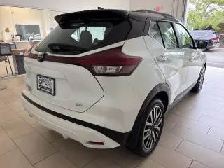 Nissan Kicks 2023 SR 4dr Crossover