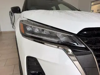 Nissan Kicks 2023 SR 4dr Crossover