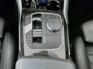 BMW Serie 3 2024 AWD 330i xDrive 4dr Sedán