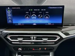 BMW Serie 3 2023 AWD 330i xDrive 4dr Sedán