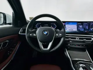 BMW Serie 3 2023 AWD 330i xDrive 4dr Sedán