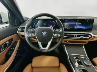 BMW Serie 3 2024 AWD 330i xDrive 4dr Sedán