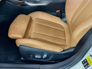 BMW Serie 3 2024 AWD 330i xDrive 4dr Sedán