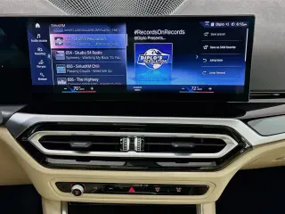 Sedán BMW 3 Series 2023 AWD 330i xDrive 4dr