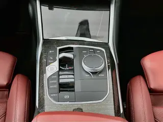 Sedán BMW 3 Series 2023 AWD 330i xDrive 4dr