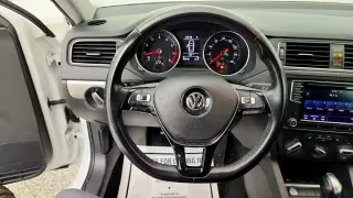 Volkswagen Jetta 2018 1.4T SE 4dr Sedán 6A