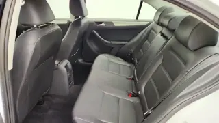 Volkswagen Jetta 2018 1.4T SE 4dr Sedán 6A