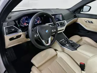BMW Serie 3 2022 AWD 330i xDrive 4dr Sedán
