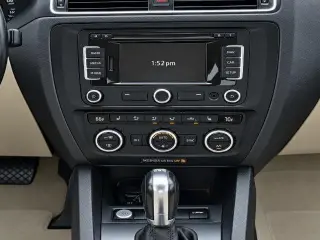 Volkswagen Jetta 2013 Híbrido 4dr Sedán