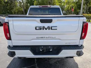 GMC Sierra 1500 Limited 2022 4x4 Denali 4dr Crew Cab 5.8 ft. SB