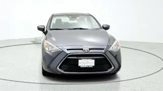 Toyota Yaris iA 2017 Sedán 4 puertas 6A