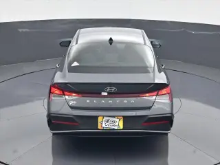 Hyundai ELANTRA 2026 SEL Sport 4dr Sedán