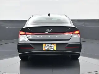 Hyundai ELANTRA 2026 SEL Sport 4dr Sedán