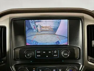 Chevrolet Silverado 1500 2017 4x4 LTZ 5 puertas Crew Cab 1.77 m SB