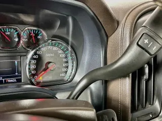 Chevrolet Silverado 1500 2017 4x4 LTZ 5 puertas Crew Cab 1.77 m SB
