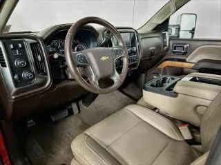 Chevrolet Silverado 1500 2017 4x4 LTZ 5 puertas Crew Cab 1.77 m SB