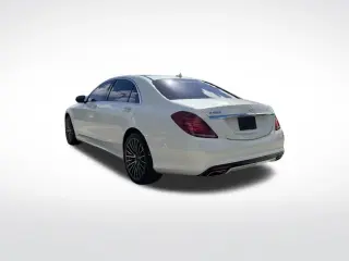 Mercedes-Benz S-Class 2017 S 550 Sedán 4 puertas
