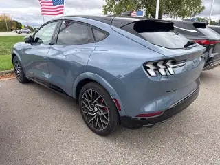 Ford Mustang Mach-E 2023 AWD GT 4 puertas SUV