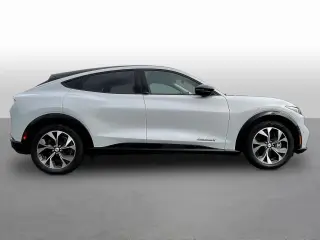 Ford Mustang Mach-E 2023 AWD Premium 4dr SUV