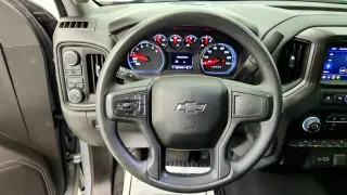 Chevrolet Silverado 1500 2023 4x4 Custom Trail Boss 4dr Crew Cab 5.8 ft. SB
