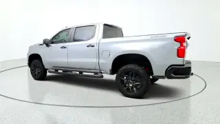 Chevrolet Silverado 1500 2023 4x4 Custom Trail Boss 4dr Crew Cab 5.8 ft. SB