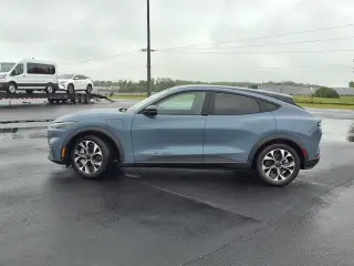 Ford Mustang Mach-E 2024 AWD Select 4dr SUV