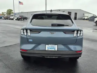 Ford Mustang Mach-E 2024 AWD Select 4dr SUV