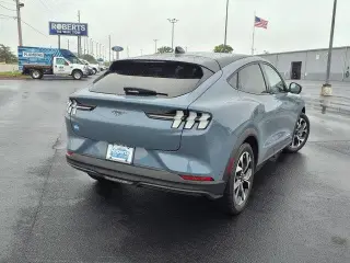 Ford Mustang Mach-E 2024 AWD Select 4dr SUV