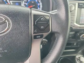Toyota 4Runner 2017 4x4 SR5 4dr SUV