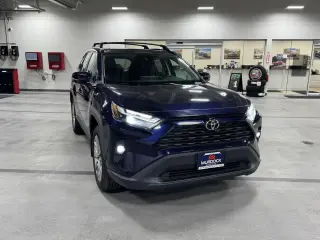Toyota RAV4 2022 AWD XLE Premium 4dr SUV
