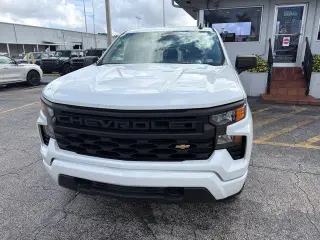 Chevrolet Silverado 1500 2023 4x2 Custom 4dr Crew Cab 5.8 ft. SB