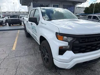 Chevrolet Silverado 1500 2023 4x2 Custom 4dr Crew Cab 5.8 ft. SB