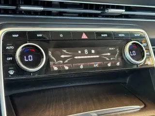 Genesis GV80 2023 AWD 2.5T 4dr SUV