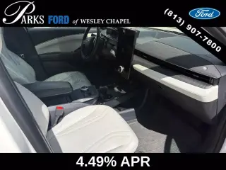 Ford Mustang Mach-E 2023 Premium 4dr SUV