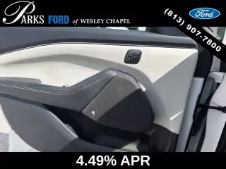 Ford Mustang Mach-E 2023 Premium 4dr SUV