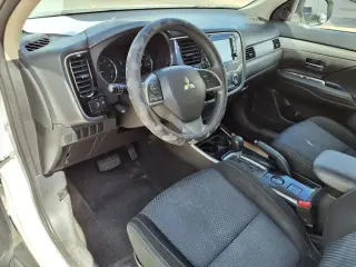 Mitsubishi Outlander 2018 ES 4dr SUV