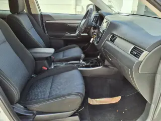 Mitsubishi Outlander 2018 ES 4dr SUV