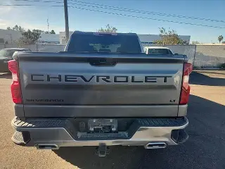 Chevrolet Silverado 1500 2021 4x4 LT 4dr Crew Cab 5.8 ft. SB w/1LT