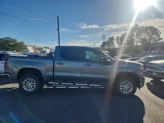 Chevrolet Silverado 1500 2021 4x4 LT 4dr Crew Cab 5.8 ft. SB w/1LT