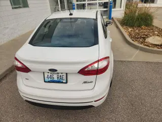 Ford Fiesta 2019 SE 4 puertas Sedán